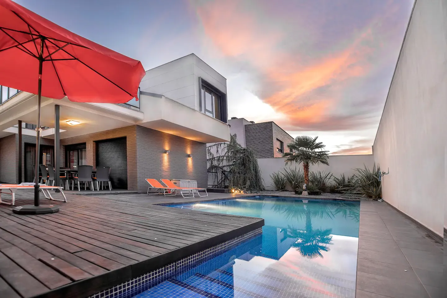 Casa de diseño con piscina privada en Guadalajara