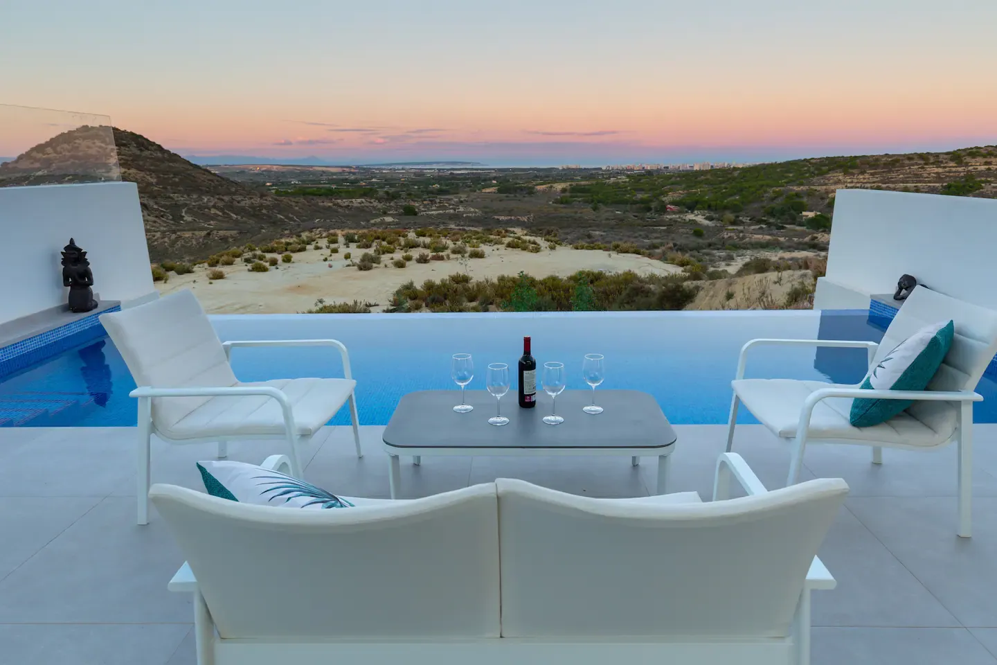 5 Stars Sea Views