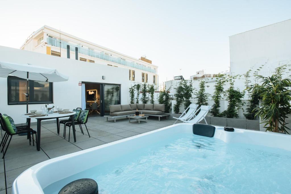 Guadalupe 15 by Magno Apartments