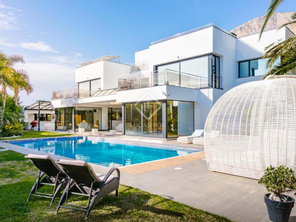 Premium Boutique Apartments Javea 23 Carrer Fenix A, 03737 Montgó, España Ubicación excelente, ¡puntuada con 9.4/10!(puntuación basada en 262 comentarios) Valorado por los clientes después de alojarse en el Premium Boutique Apartments Javea. –