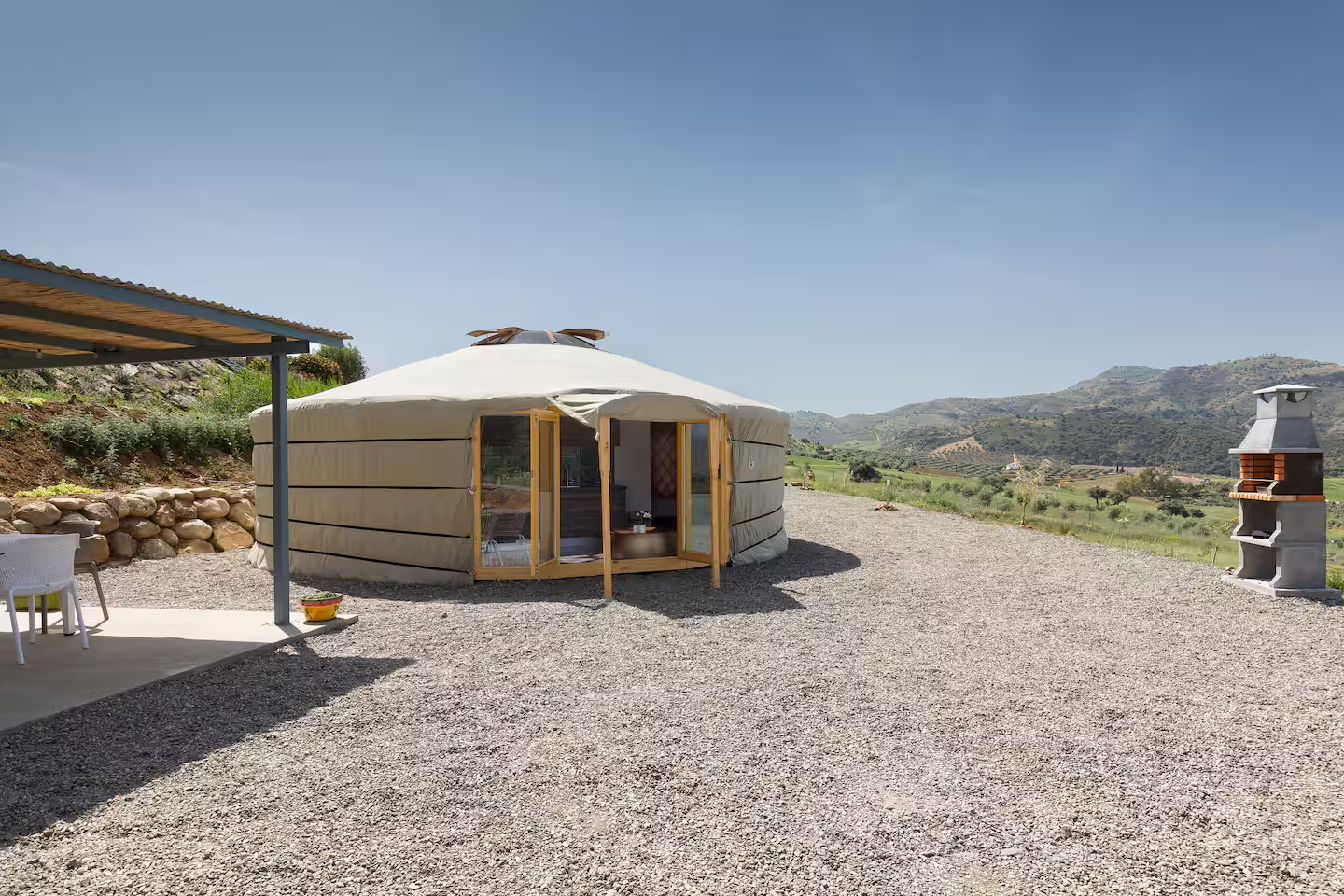 Yurta de lujo con vistas panorámicas (5p)
