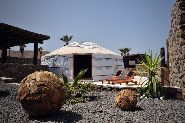 Finca De Arrieta Village - Yurts and Stone Cottages