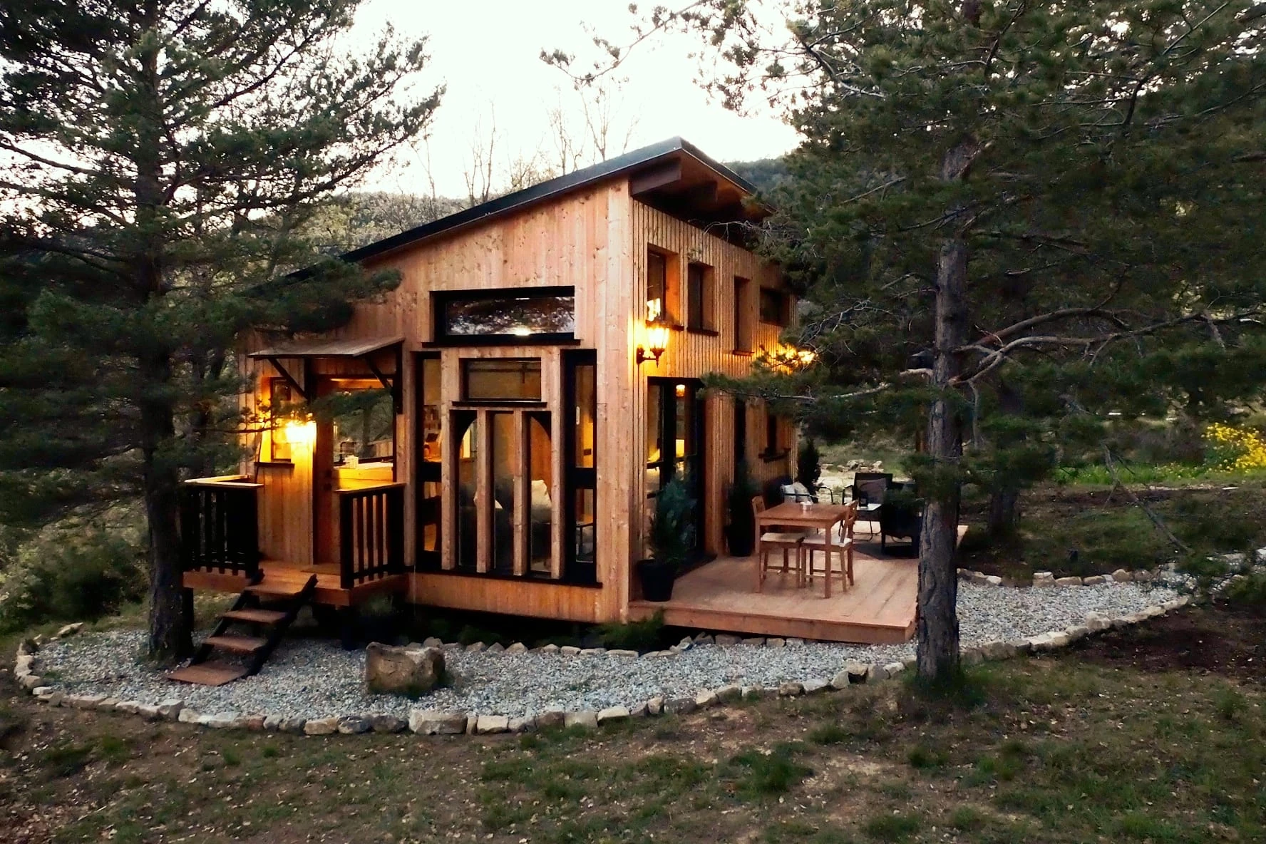 Una nevera azul, Tiny House Aragón